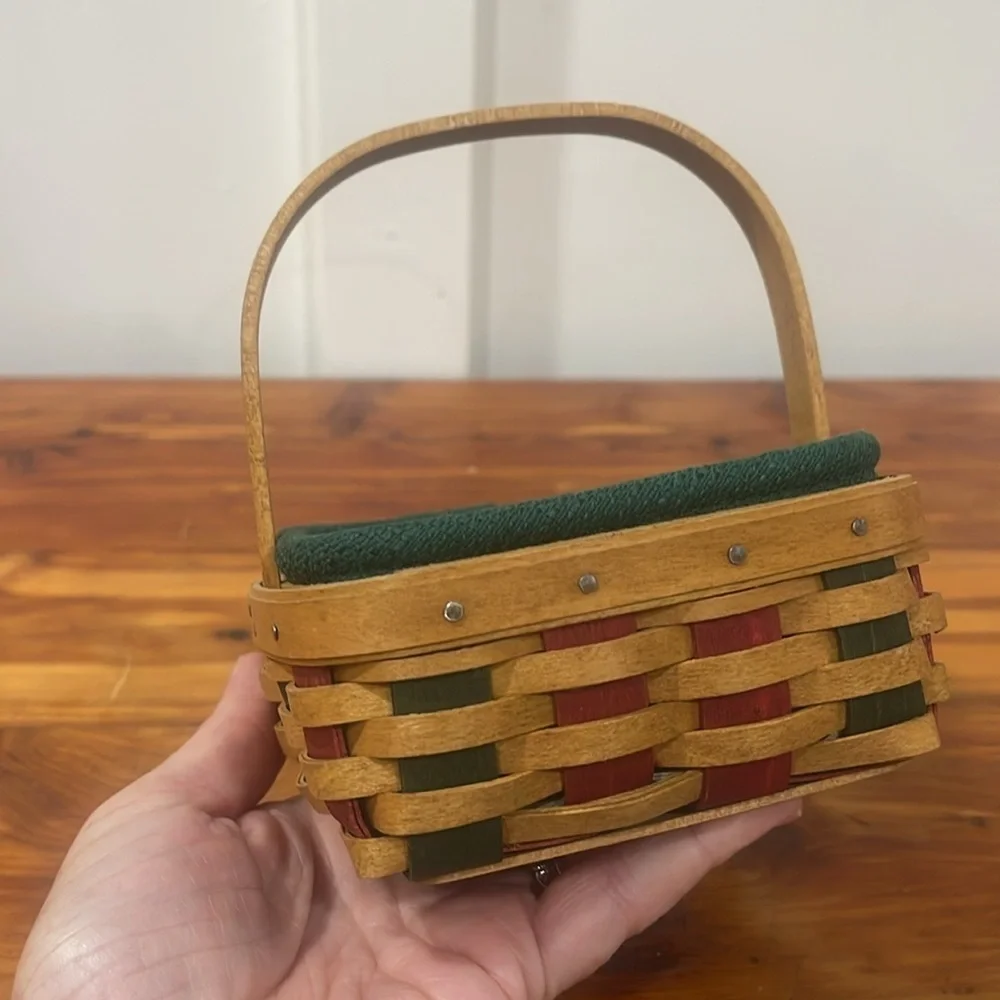 Vtg Longaberger 2003 Holiday Helper Basket